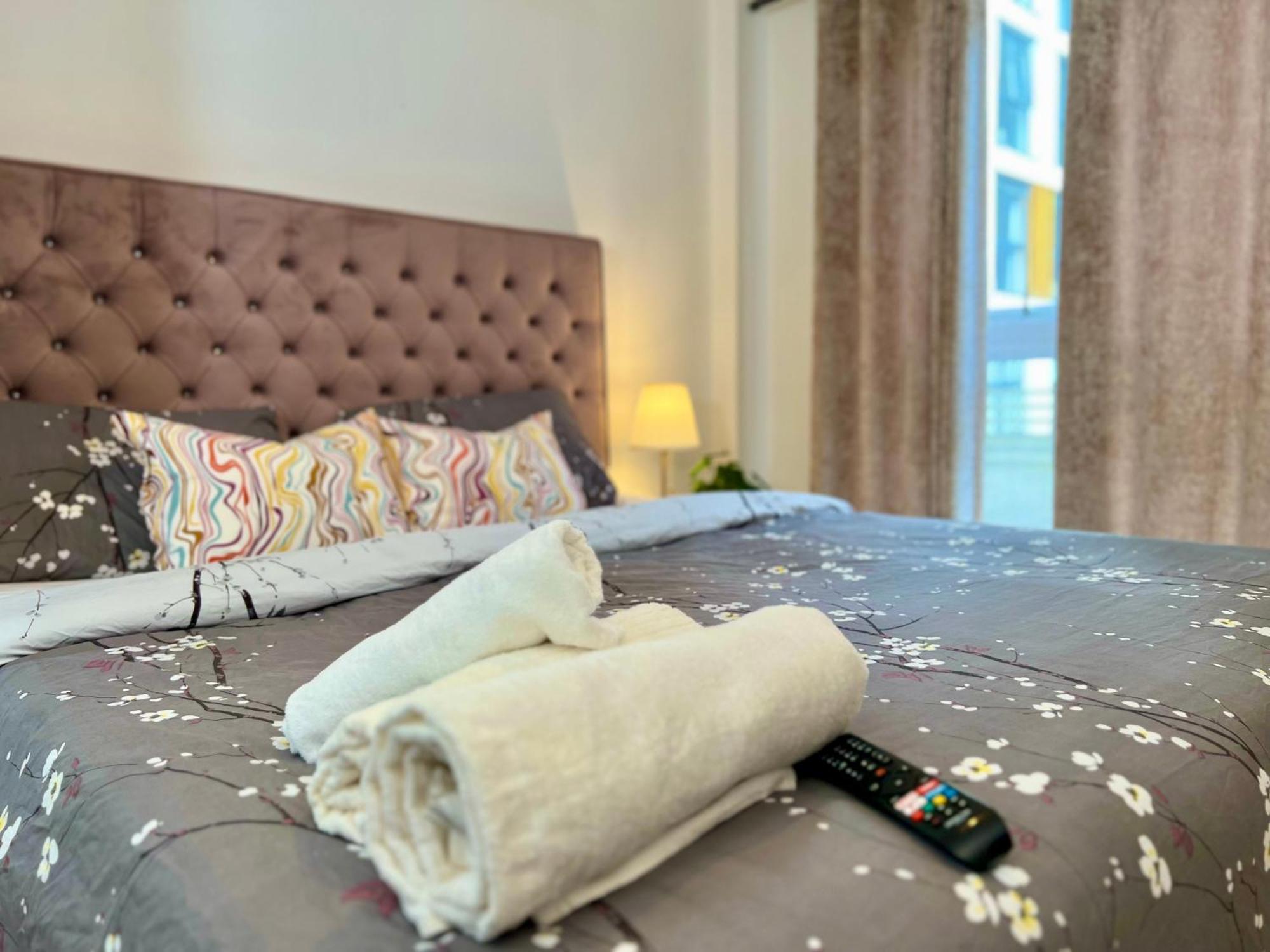Luxury Urban Tranquility At B1 Apartment Birmingham Bagian luar foto
